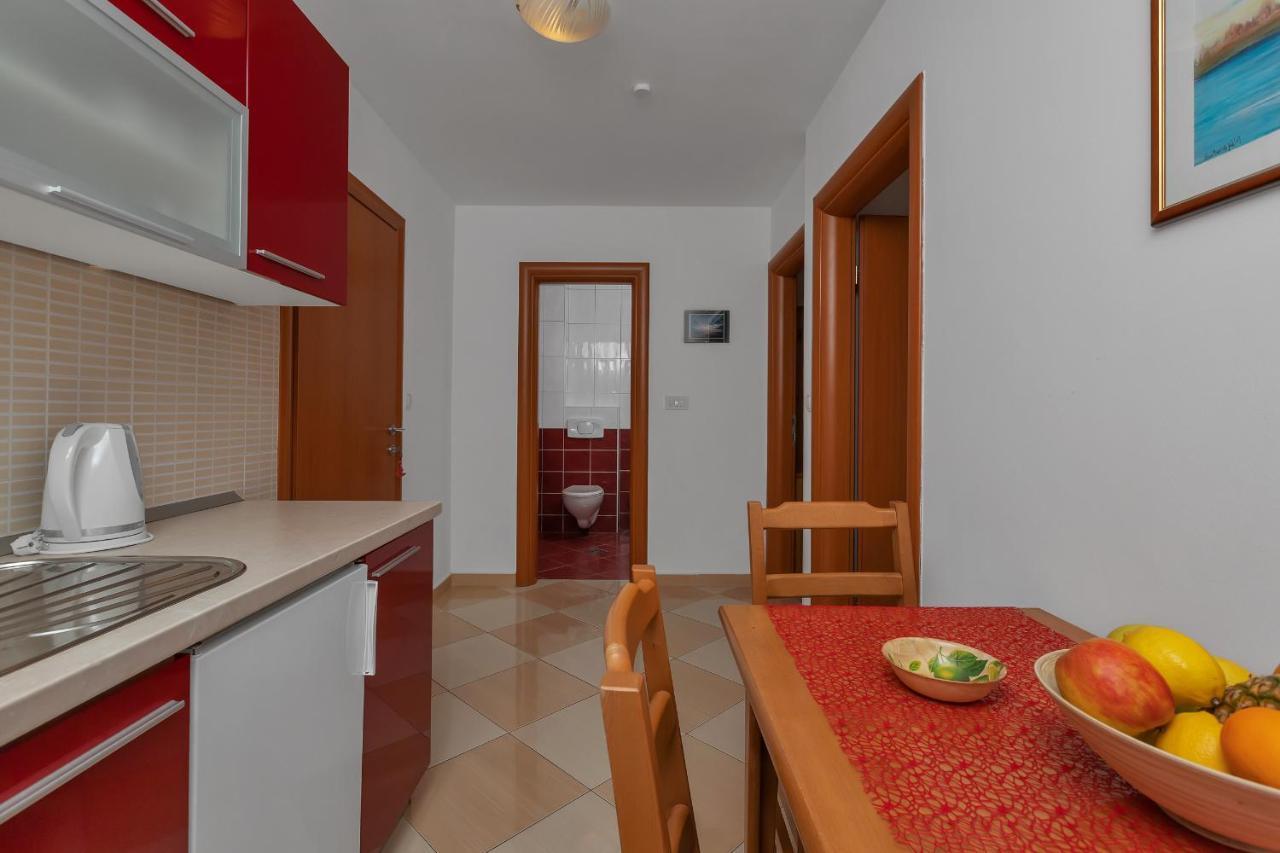 Villa Juric 2 Baška Voda Extérieur photo