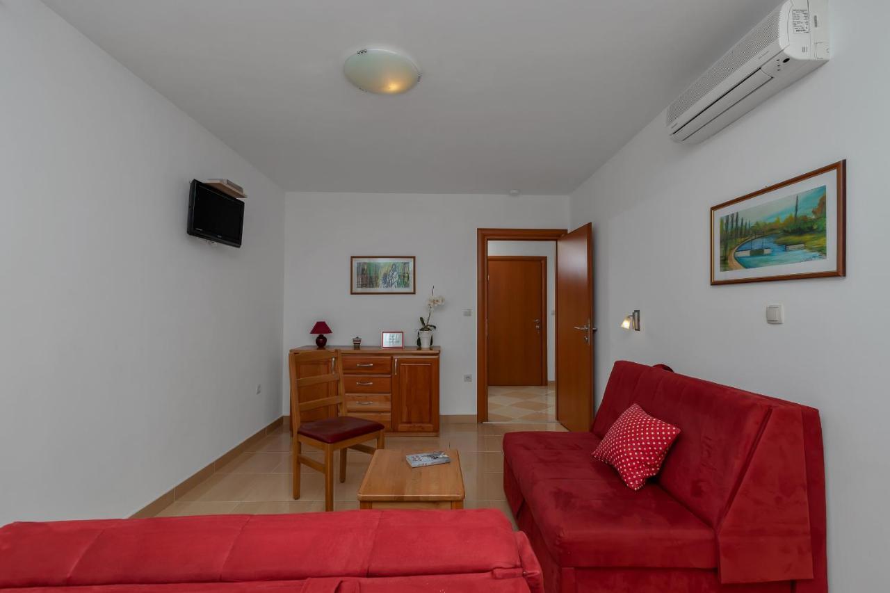 Villa Juric 2 Baška Voda Extérieur photo