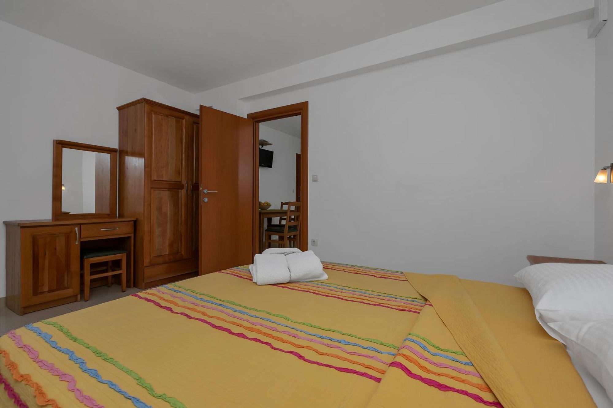 Villa Juric 2 Baška Voda Extérieur photo