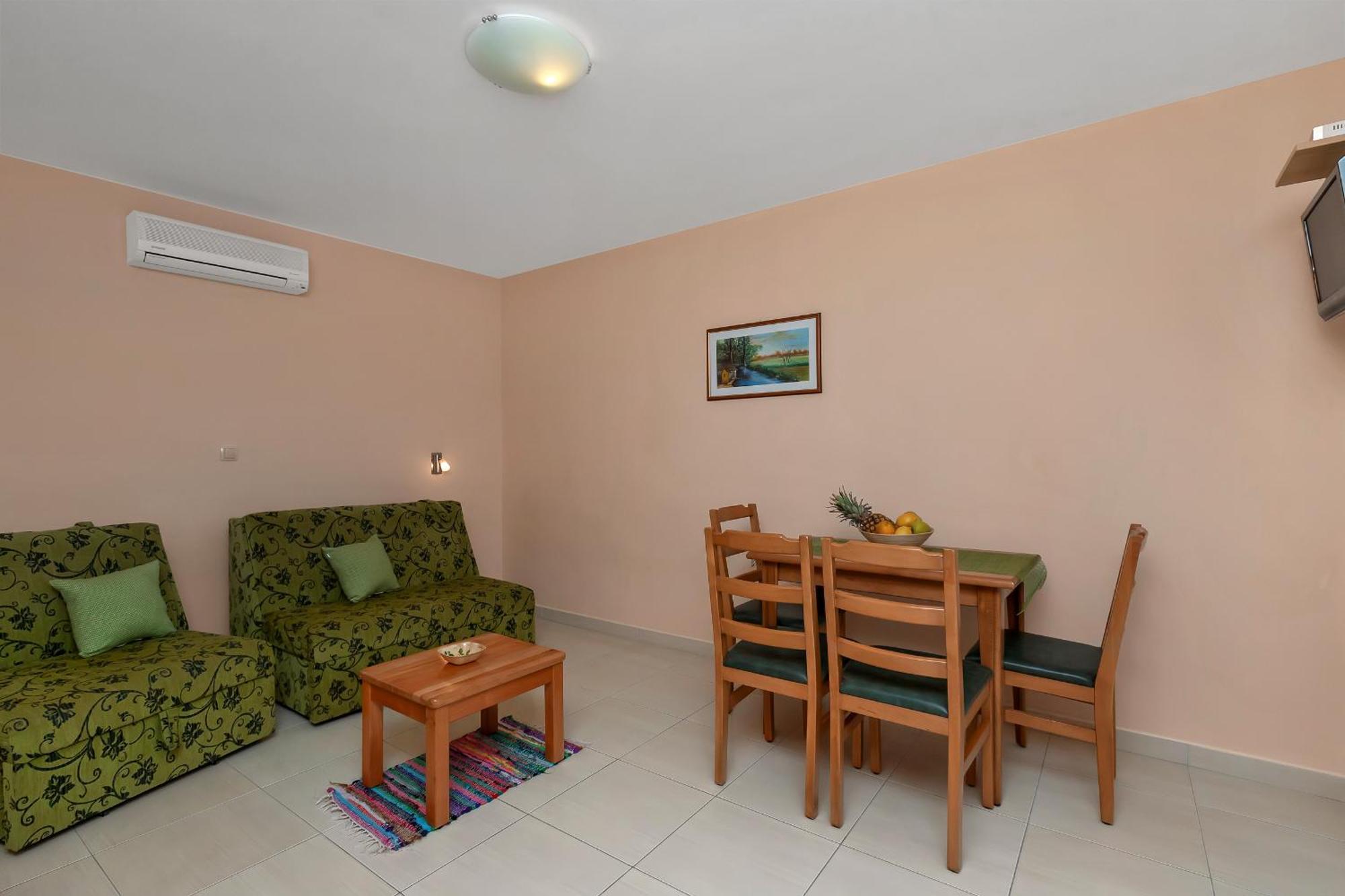 Villa Juric 2 Baška Voda Extérieur photo